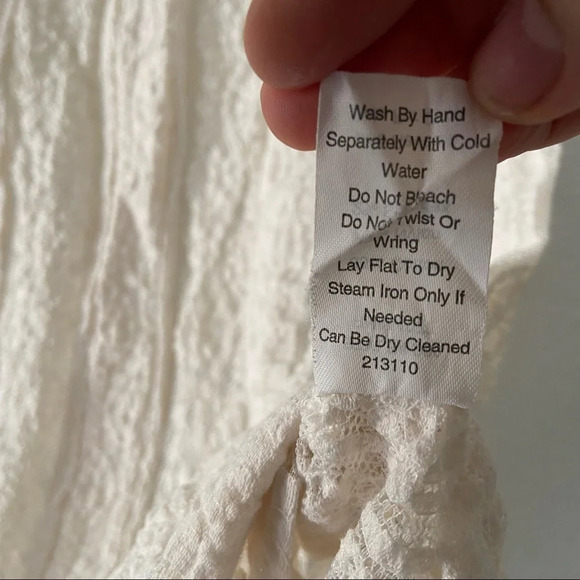 CABI Ecru Lace Blouse XS Sheer Feminine Romantic Textured Boho Chic - Picture 9 of 13